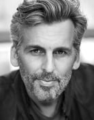 Oded Fehr (Antoine Laconte)