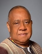 Barry Shabaka Henley (Dr. Neil Kramer)