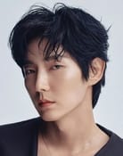 Lee Joon-gi (Commander Lee)
