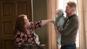 Modern Family, Season 9 - Tough Love image
