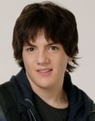 Matthew Knight (Young Francis Ouimet)