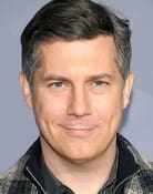 Chris Parnell (Theo)
