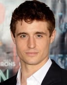 Max Irons (Henry)