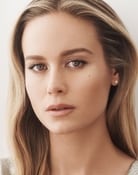 Brie Larson (Molly Tracey)