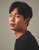 Ryu Kyung-soo (Policeman)