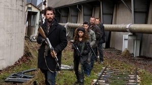Falling Skies, Season 2 - Love and Other Acts of Courage image