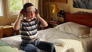 Young Sheldon, Season 3 - Quirky Eggheads and Texas Snow Globes image