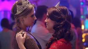 Faking It, Season 1 - Homecoming Out image