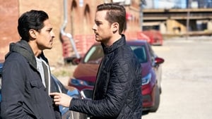 Chicago PD, Season 5 - Care Under Fire image