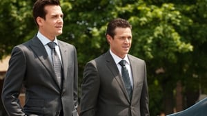 Suits, Season 1 - Undefeated image