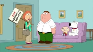 Family Guy, Season 15 - Hot Shots image