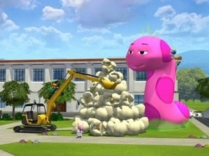 The Backyardigans, Season 4 - Attack of the Fifty-Foot Worman image