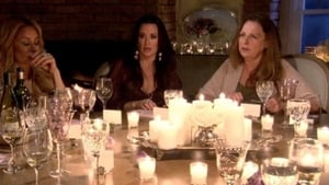 The Real Housewives of Beverly Hills, Season 2 - Your Face or Mine? image