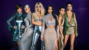 Keeping Up With the Kardashians, Season 17 image 2