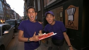 The Amazing Race, Season 25 - Thinly Sliced Anchovies image