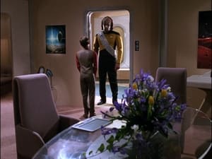 Star Trek: The Next Generation, Season 3 - The Bonding image