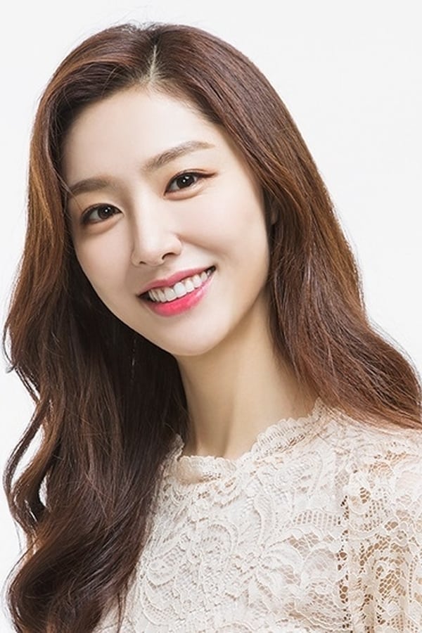 Seo Ji-hye (Lady Jo) .
